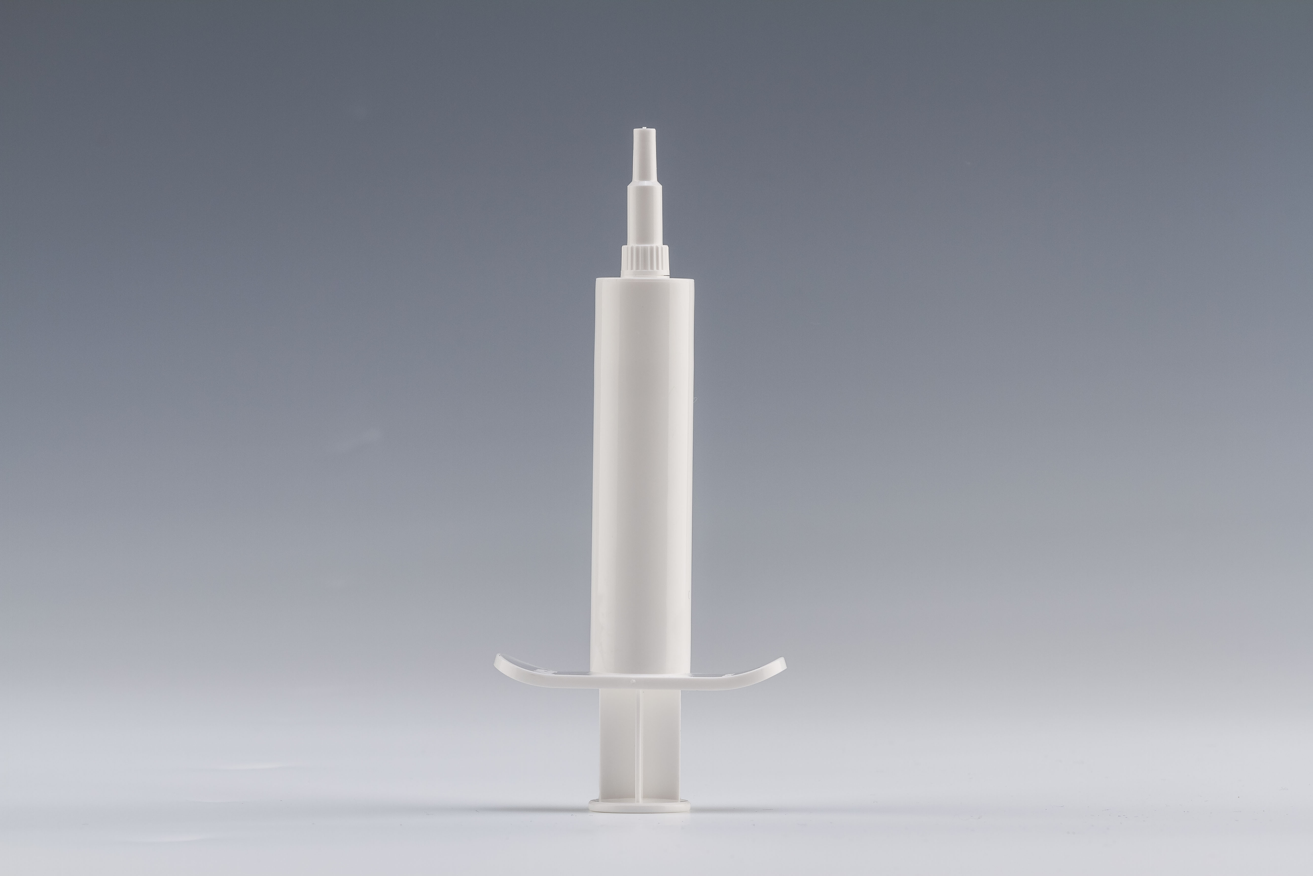 Prefilled Syringes: The New Standard for Precise Tear Stain Paste Application in Dogs and Cats