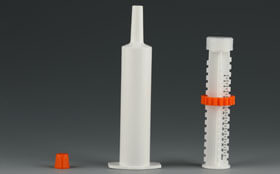 How to judge the quality of pet nutrition ointment syringe