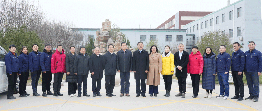 Yu Kangzhen, Counselor of the State Council and former Vice Minister of the Ministry of Agriculture and Rural Affairs, visited Xin Fuda for investigation and gu