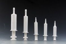 How to Choose an Empty Intramammary Syringe for Veterinary Filling