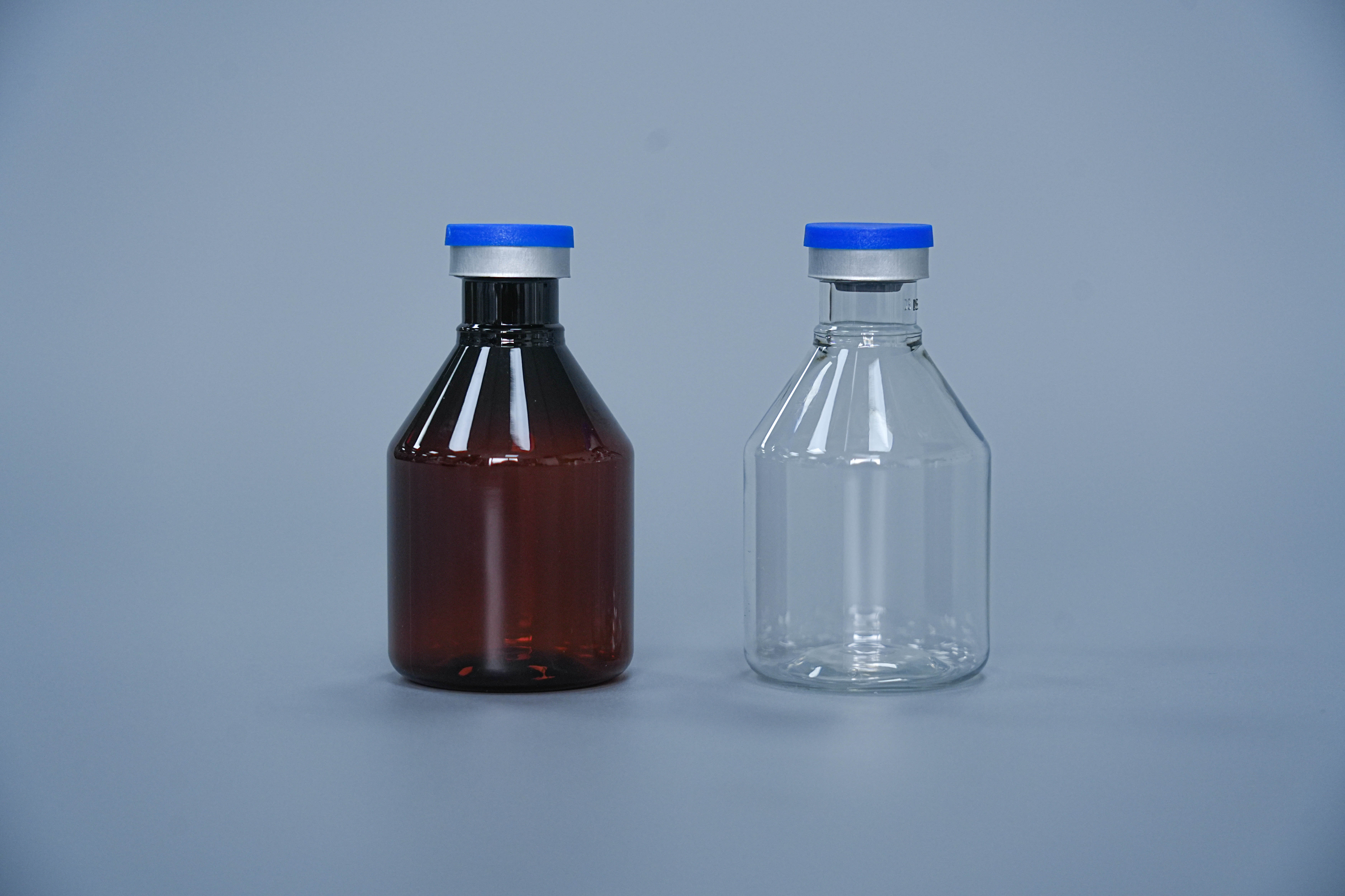 The Critical Role of Veterinary Plastic Vaccine Bottles in Modern Livestock Farming